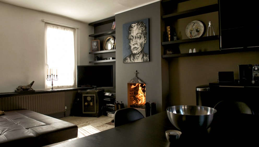 Bachelor flat | Living room | Interior Designers